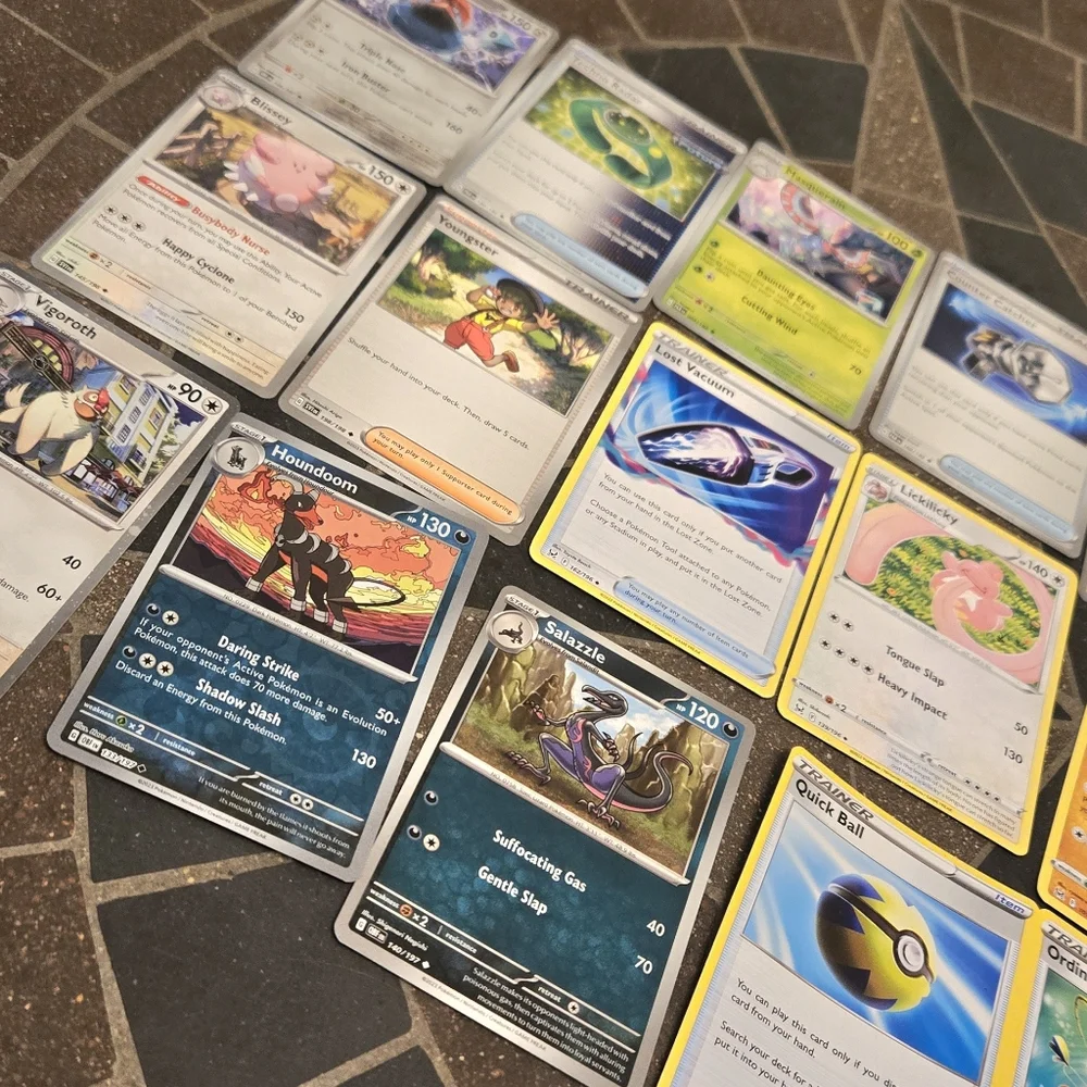 Pokemon TCG Card Assortment Uncommon Black Diamond